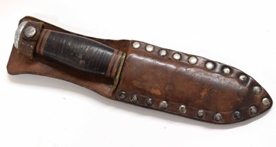 Lot 26 - 20th century hunting/fighting knife with...