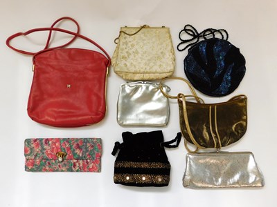 Lot 224 - Eight assorted bags to include beaded, leather...