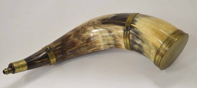 Lot 98 - Late 18th century/early 19th century cowhorn...