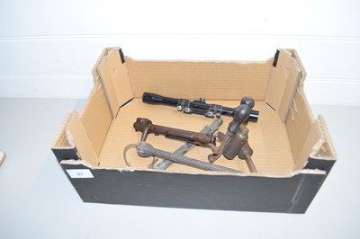 Lot 99 - BOX OF VARIOUS MIXED ITEMS TO INCLUDE VINTAGE...