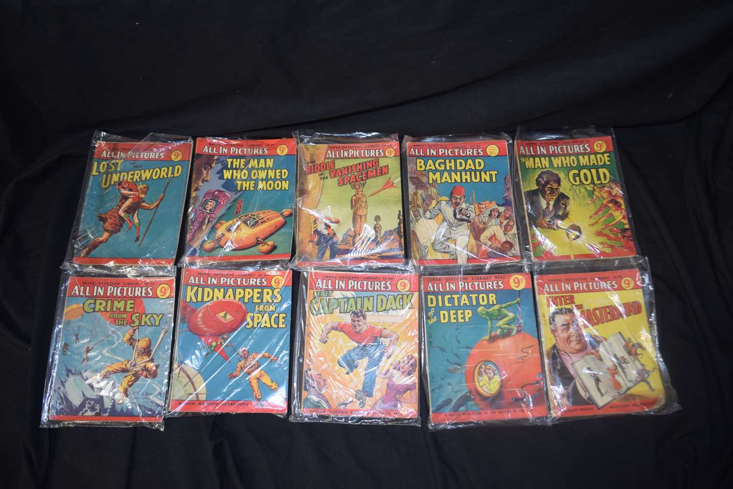 Lot 22 - Super Detective Library No 41-50