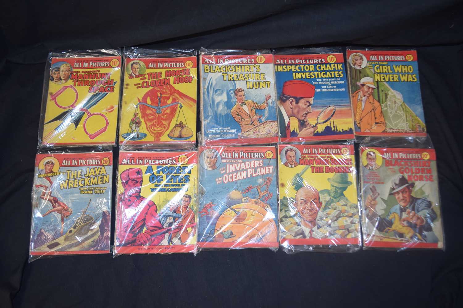 Lot 26 - Super Detective Library No 81-90