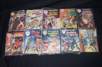 Lot 34 - Super Detective Library No 161-170
