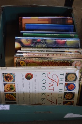 Lot 655 - Box containing a quantity of various cook books