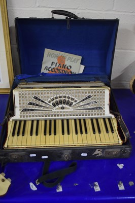 Lot 664 - Cased piano accordion