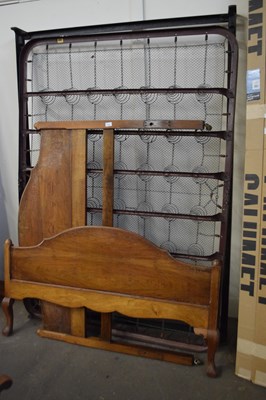 Lot 738 - Bed frame and ends