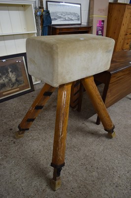 Lot 327 - VINTAGE GYMNASIUM POMMEL HORSE ON ADJUSTABLE...