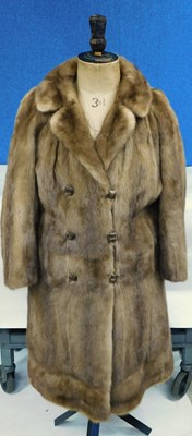Lot 177 - A lady's mid 20th Century double breasted...