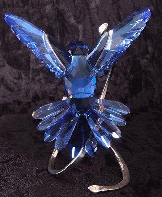 Lot 8 - A Swarovski model of a hummingbird in blue and...