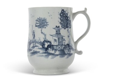 Lot 93 - A large Lowestoft tankard, circa 1765, painted...