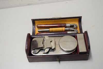 Lot 142B - MOUSTACHE CURLER SET