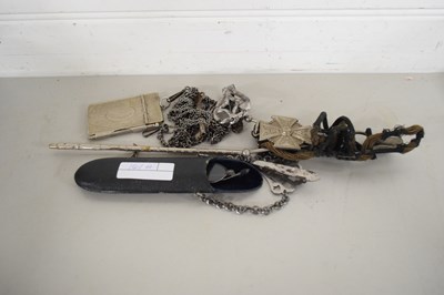 Lot 141H - LADIES SILVER STICK WITH HOUSEKEEPERS KEY...