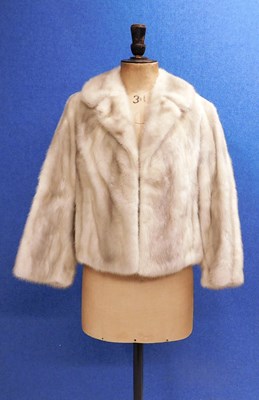 Lot 166 - A lady's cropped fur jacket, with V-neck and...