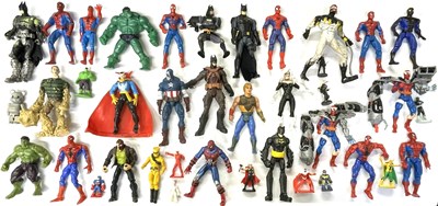 Lot 101 - A mixed lot of vintage Marvel and DC action...