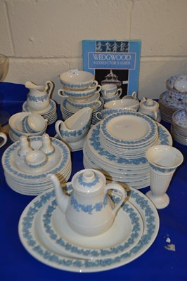 Lot 14 - Quantity of Wedgwood vine decorated dinner and...
