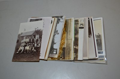 Lot 93 - Box of various assorted postcards