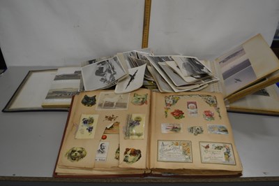 Lot 133 - Box of albums, various vintage photographs of...