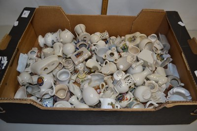 Lot 142 - Collection of various assorted crested china...