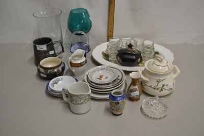 Lot 148 - Mixed Lot: Various glass and ceramics to...