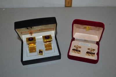 Lot 116 - Cufflinks