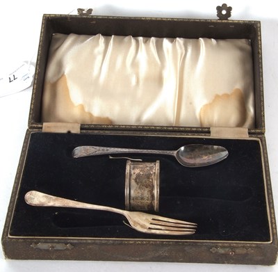 Lot 77 - A cased Georgian Old English bright cut...