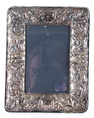 Lot 86 - An Elizabeth II silver mounted photograph...