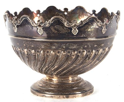 Lot 92 - A late Victorian silver rose bowl with...