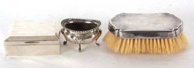 Lot 197 - Mixed Lot: Hallmarked silver oval salt, marks...