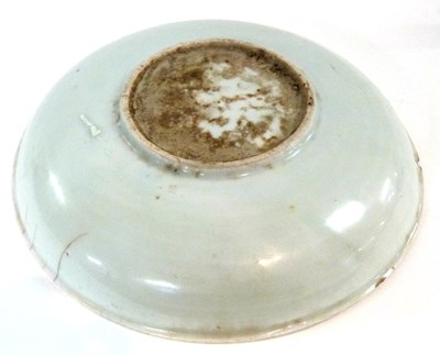 Lot 286 - A Chinese porcelain dish with blue and white...