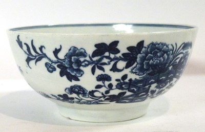 Lot 393 - An 18th Century Worcester bowl decorated with...