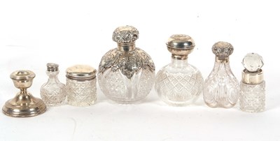 Lot 40 - Mixed Lot: An Edwardian cut glass globular...