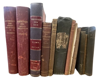 Lot 212 - MEDICINE INTEREST: REFLEXTIONS DU VIRUS...