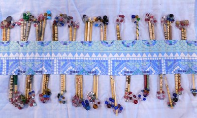 Lot 174 - A quantity of lace bobbins, all bone, all...