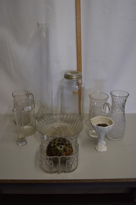 Lot 149 - Mixed Lot: Various assorted glass vases, glass...