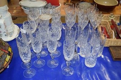 Lot 187 - Mixed Lot: Various clear wine glasses and others
