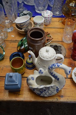 Lot 198 - Mixed Lot: Various ornaments, covered jars,...