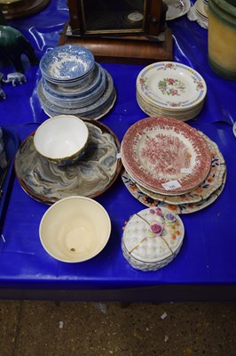 Lot 120 - Mixed Lot: Various assorted dinner wares