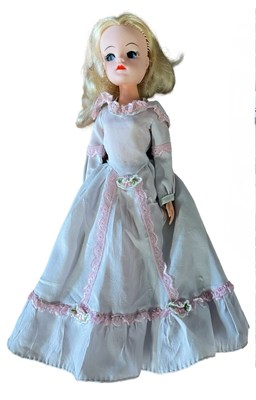 Lot 15 - Regency Girl - Super Fashion (Pedigree (1981)...