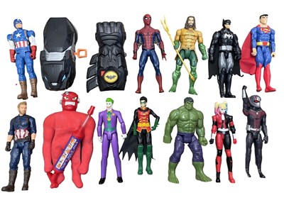 Lot 25 - A collection of various DC and Marvel action...