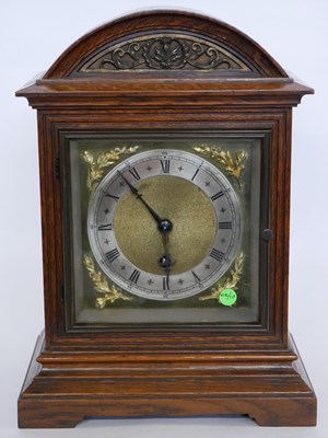 Lot 394 - Early 20th century oak cased mantel clock with...