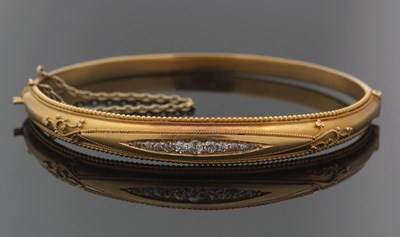 Lot 329 - A late Victorian Etruscan style 15ct diamond...