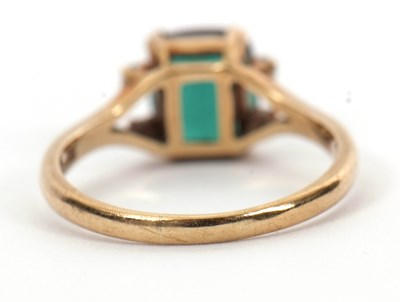 Lot 39 - A 9ct green tourmaline ring, the mixed cut...