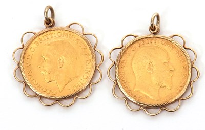 Lot 289 - A 1902 half sovereign in unmarked yellow metal...