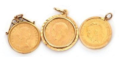 Lot 290 - Three mounted sovereign pendants: to include a...