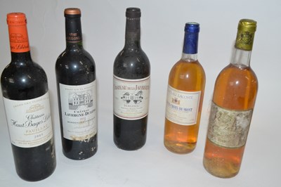 Lot 174 - Five bottles of assorted wine - Chateau...