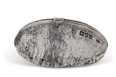 Lot 287 - A late Victorian novelty silver snuff box,...
