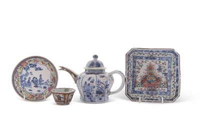 Lot 121 - Four pieces of 18th Century Chinese export...