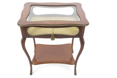 Lot 439 - A late 19th Century continental bijouterie...