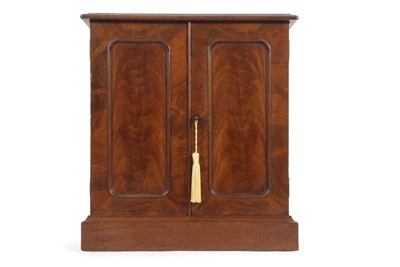 Lot 444 - A small late Victorian mahogany collectors...