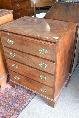 Lot 562 - Georgian style mahogany bachelors chest with...